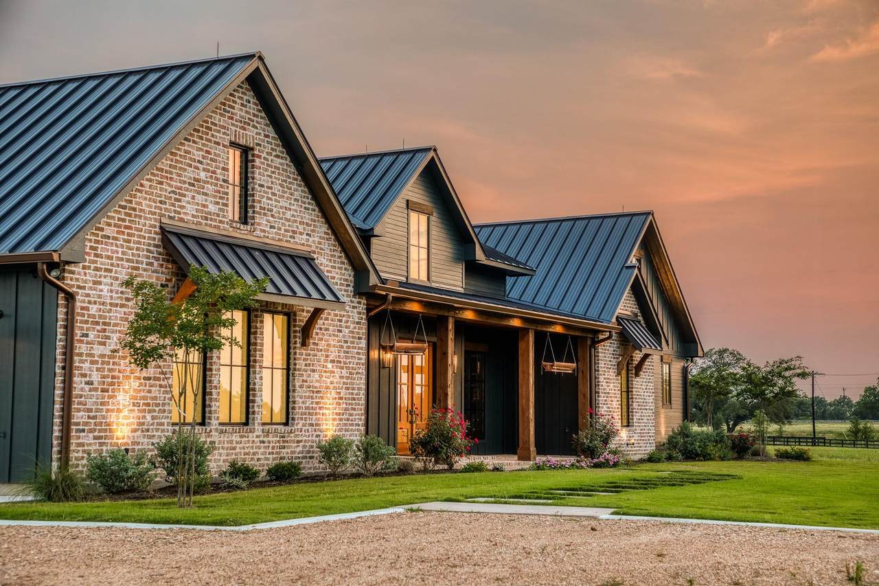 104 Hartfield Hill Ln - Photo 1