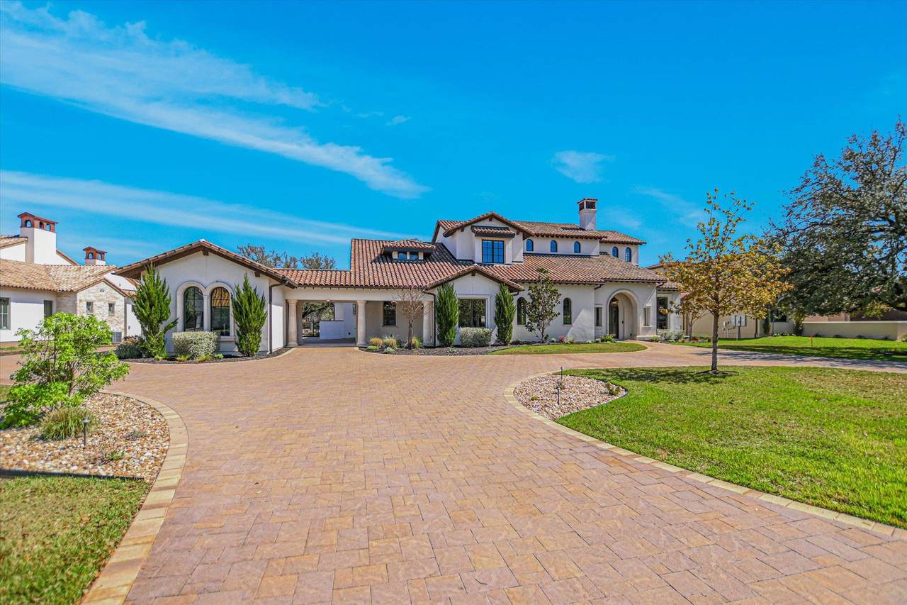 242 La Serena Loop - Photo 1