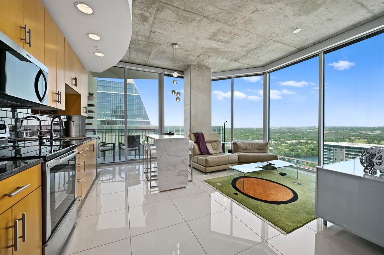 360 Nueces St - Photo 1