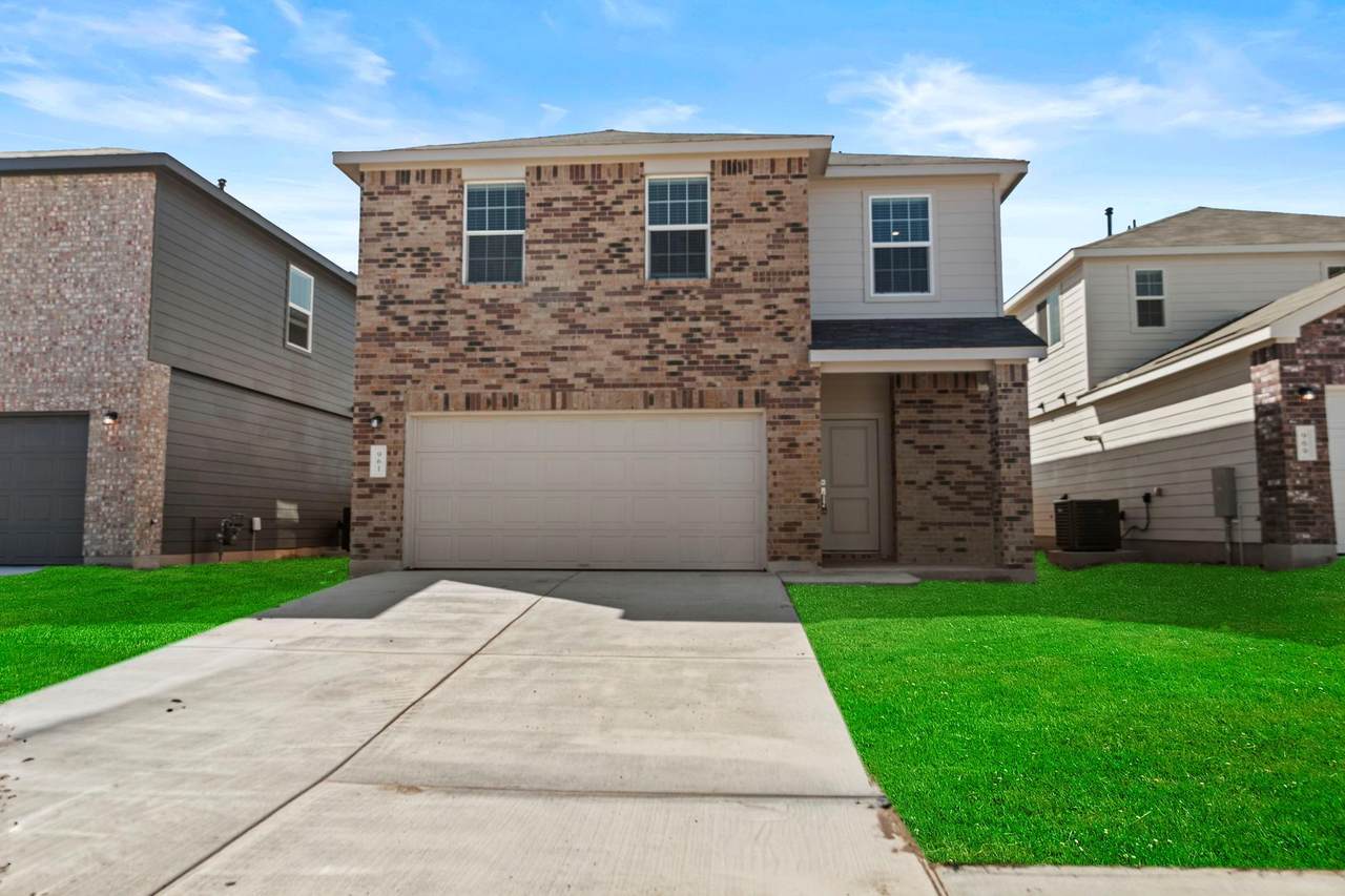 961 Soapstone Pass - Photo 1