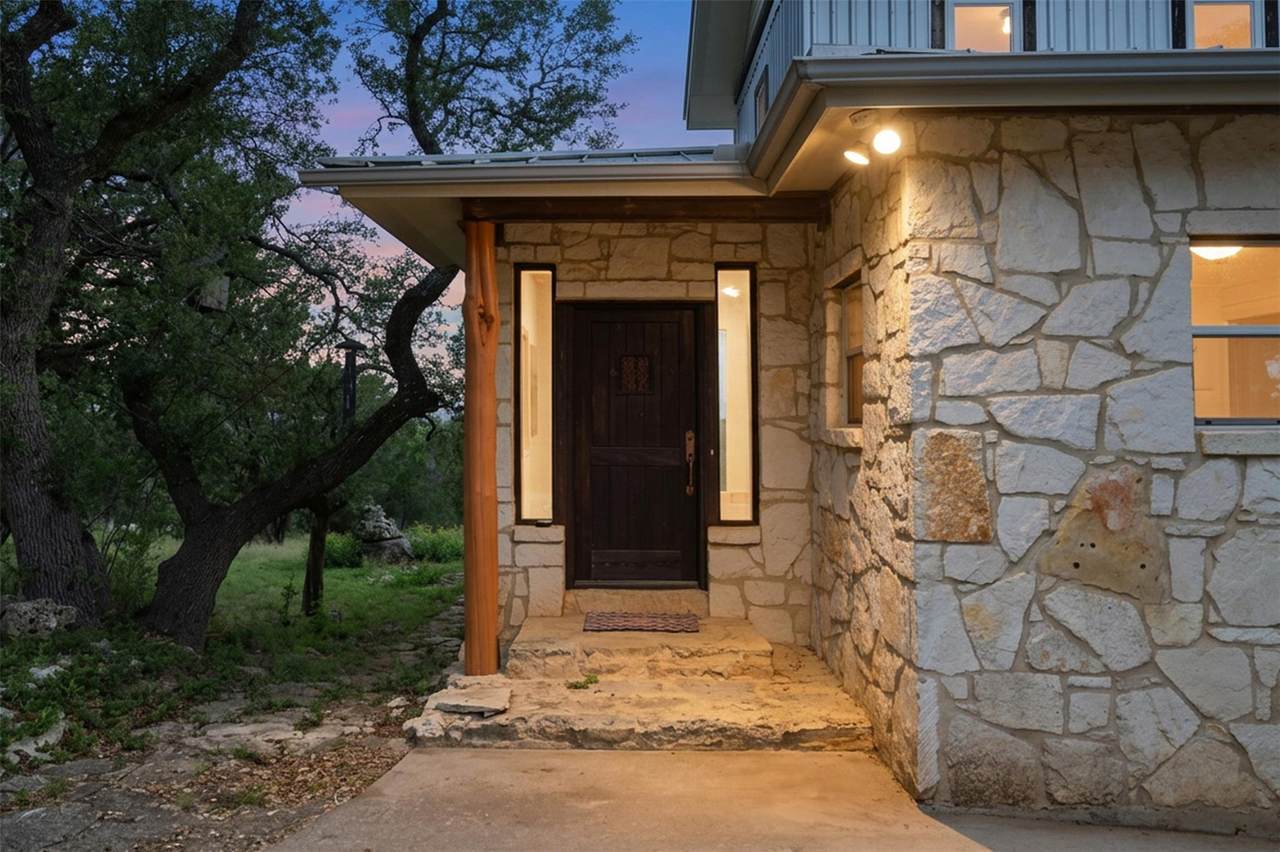 https://bt-photos.global.ssl.fastly.net/austin/1280_boomver_1_3042044-2.jpg