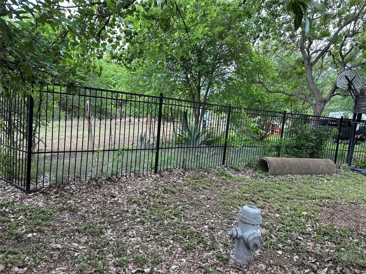 https://bt-photos.global.ssl.fastly.net/austin/1280_boomver_1_3050931-2.jpg