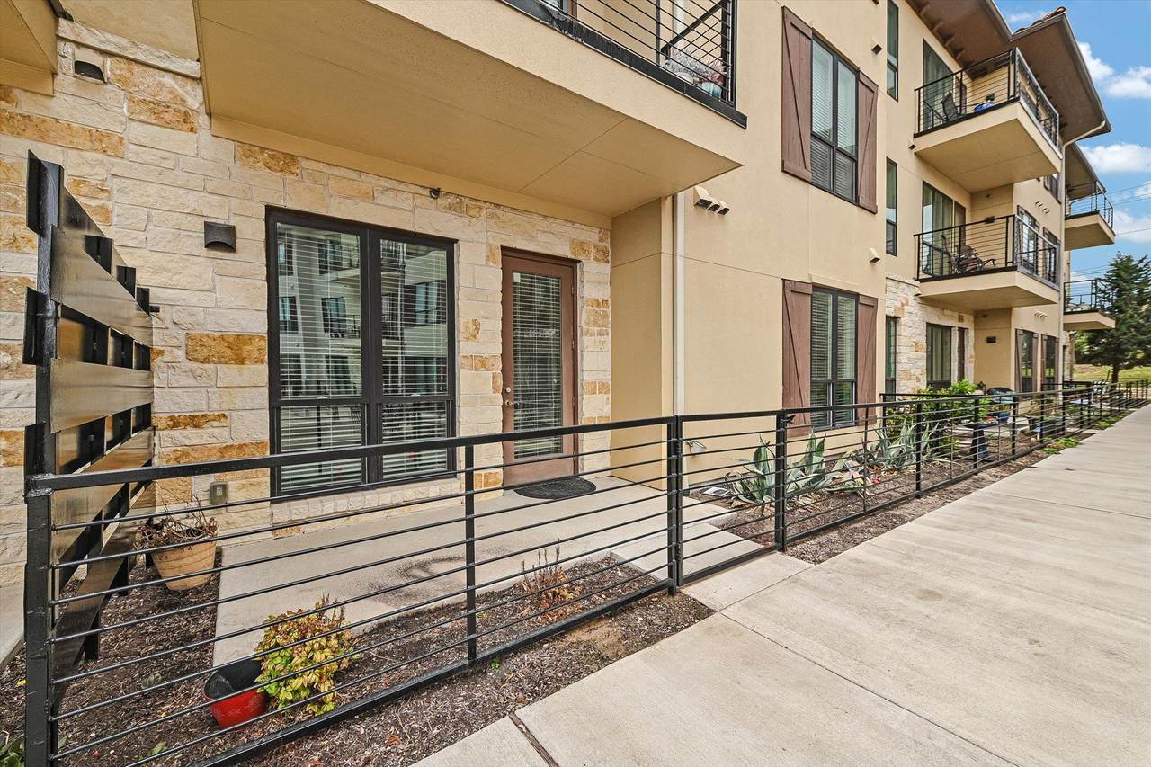 104 Bella Toscana Ave - Photo 1
