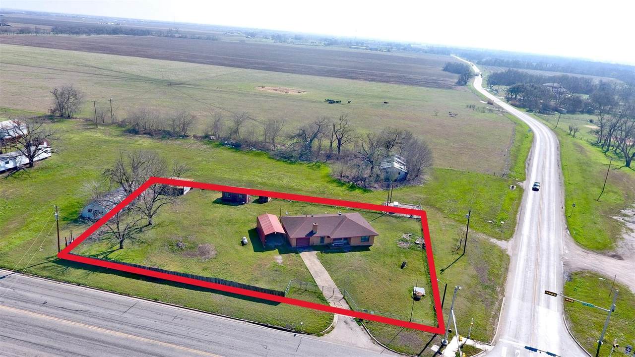 5631 Fm 973 - Photo 1