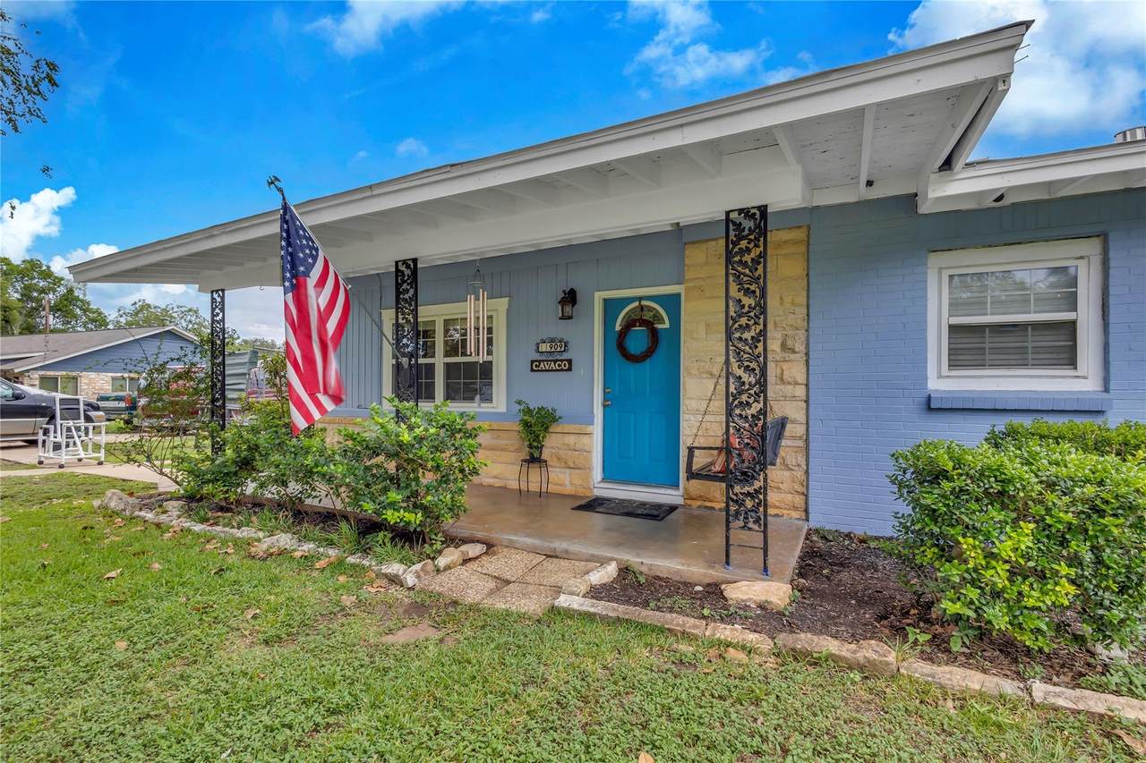 11909 Bluebonnet Ln - Photo 1