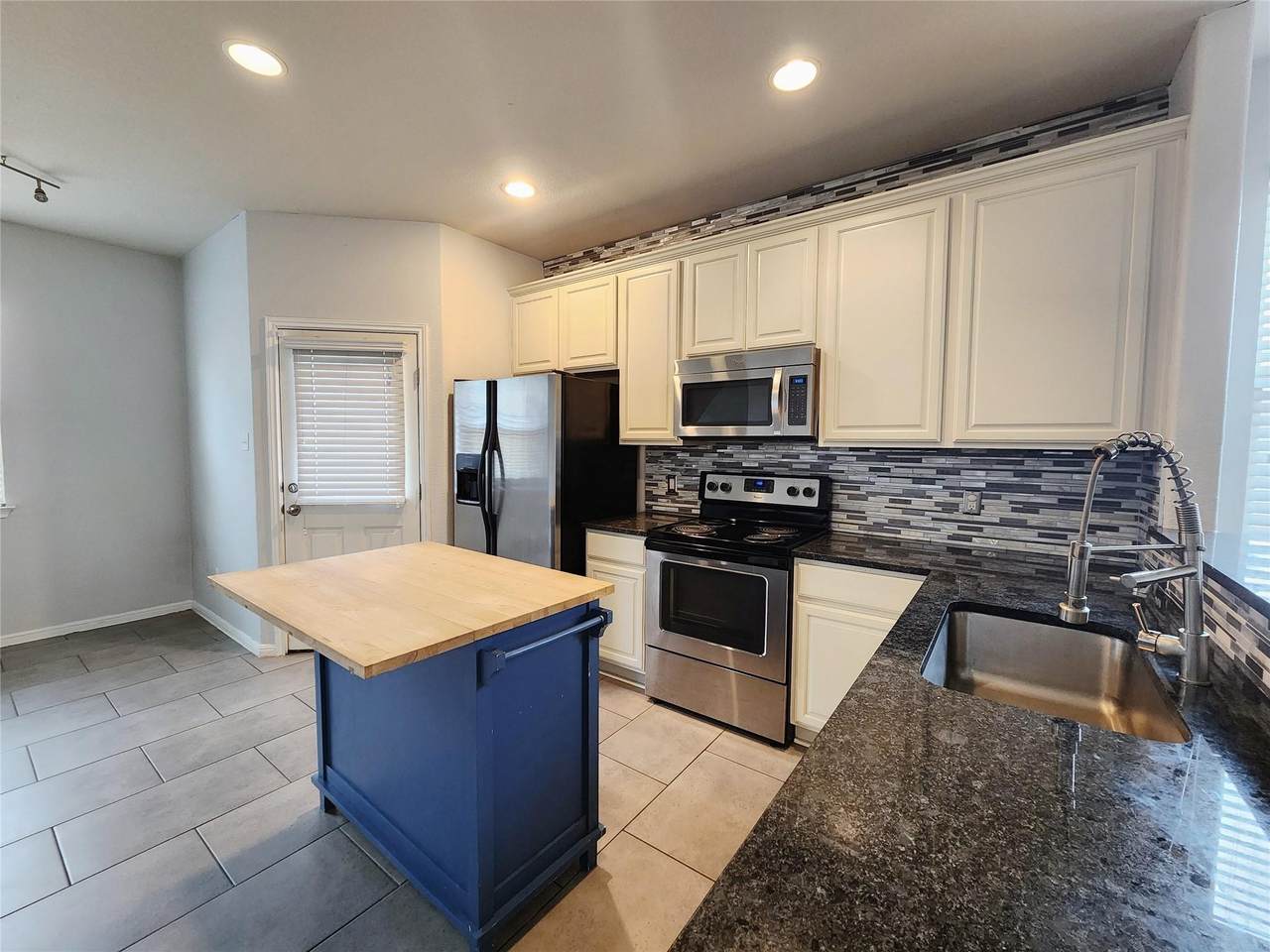 5921 Red Bud Ridge Ln - Photo 1