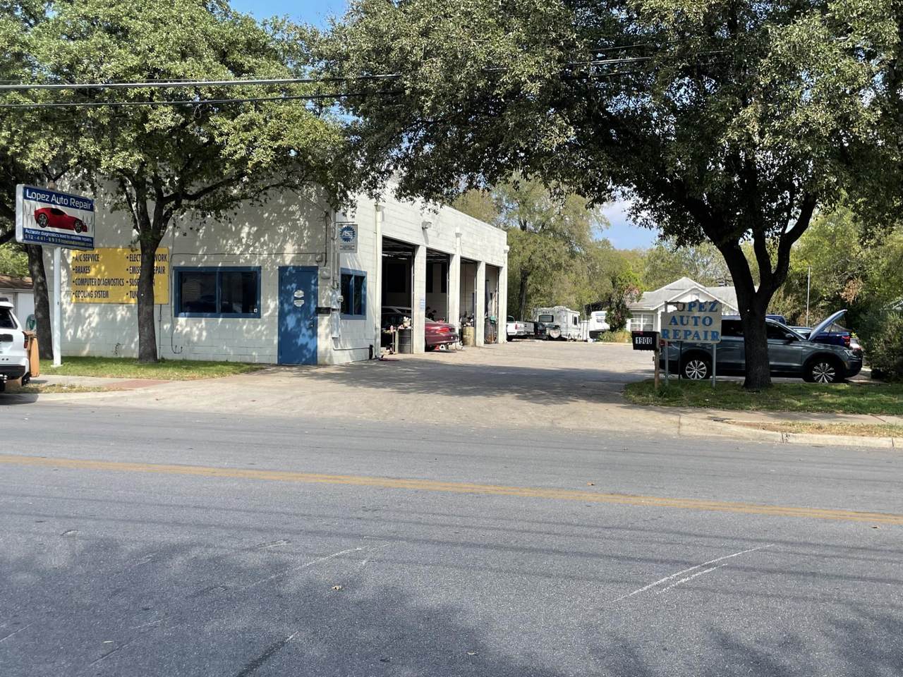1900 Fortview Rd - Photo 1