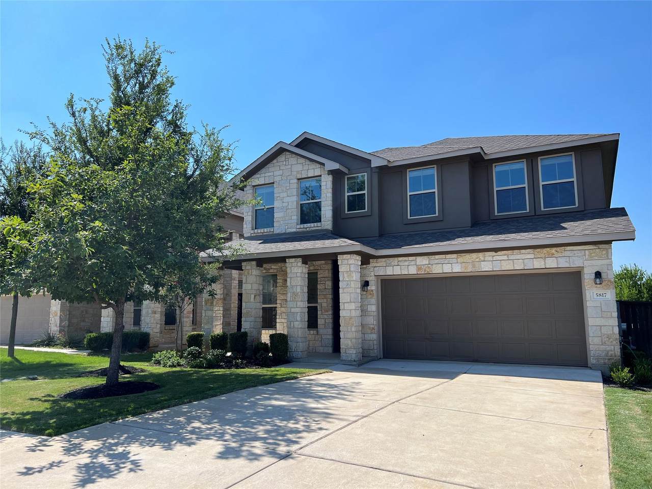 5817 Scenic Lake Dr - Photo 1