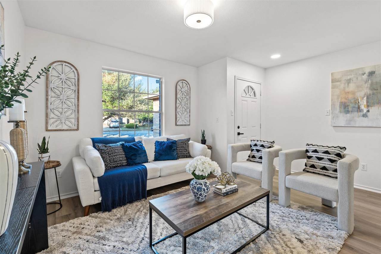 503 Blanco Woods Blvd - Photo 1