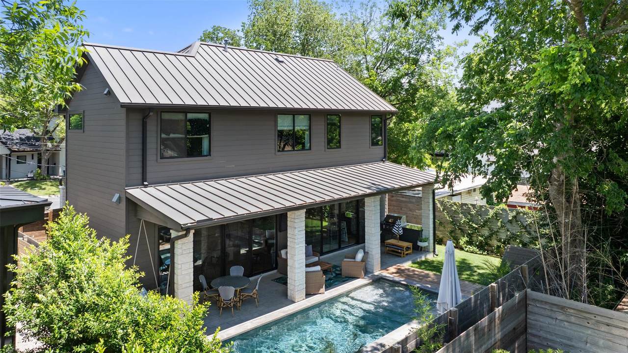 2107 Peach Tree St - Photo 1