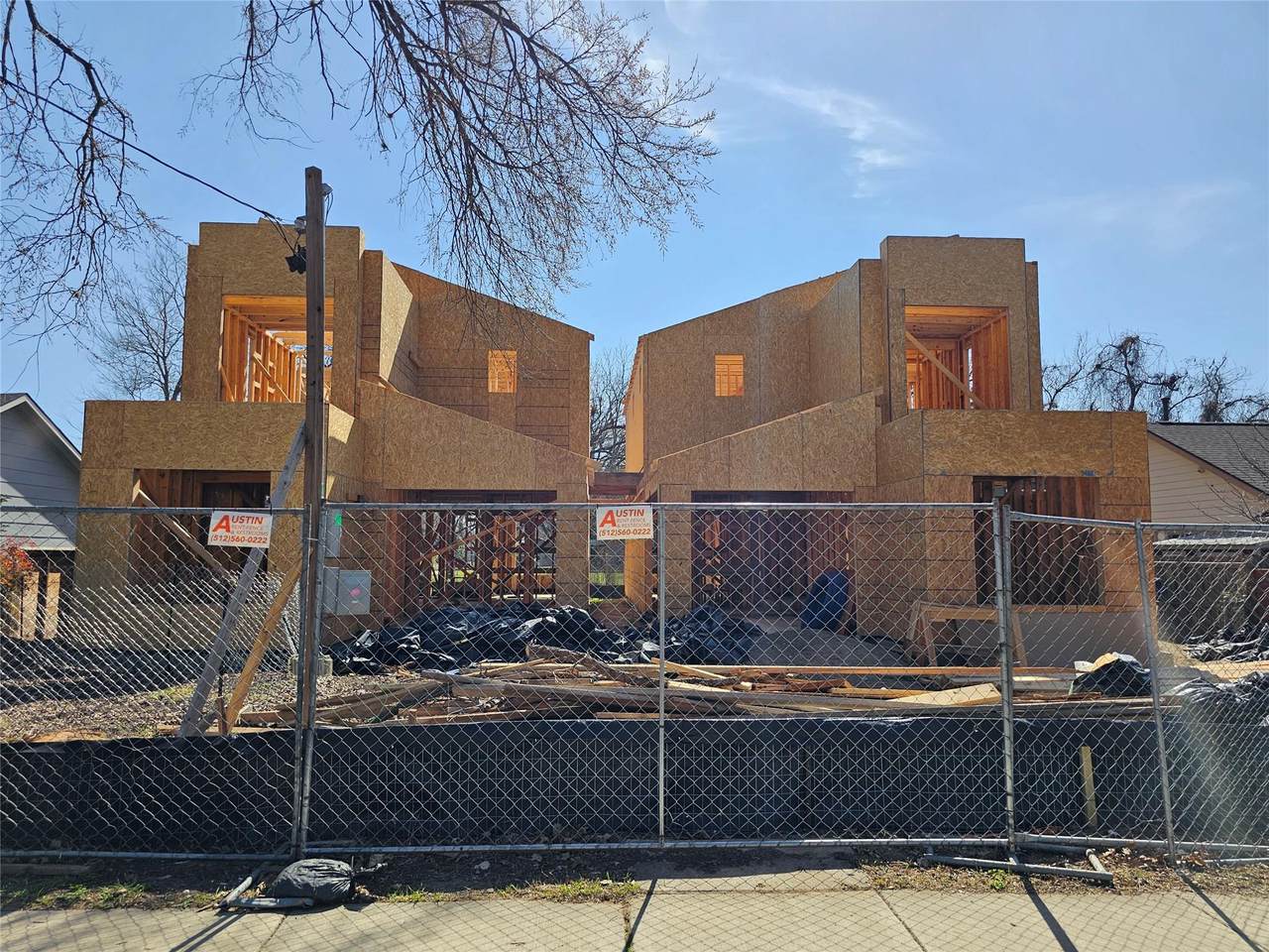 3309 Goodwin Ave - Photo 1