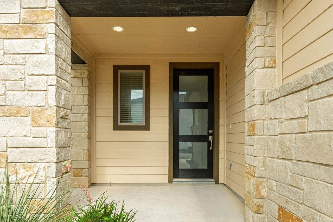 https://bt-photos.global.ssl.fastly.net/austin/1280_boomver_1_3186032-2.jpg