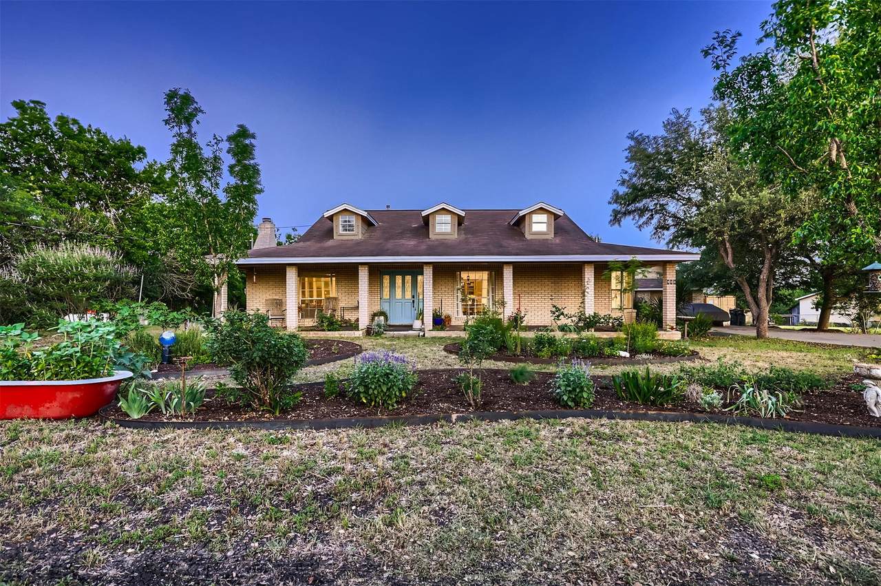 900 Williamson Rd - Photo 1