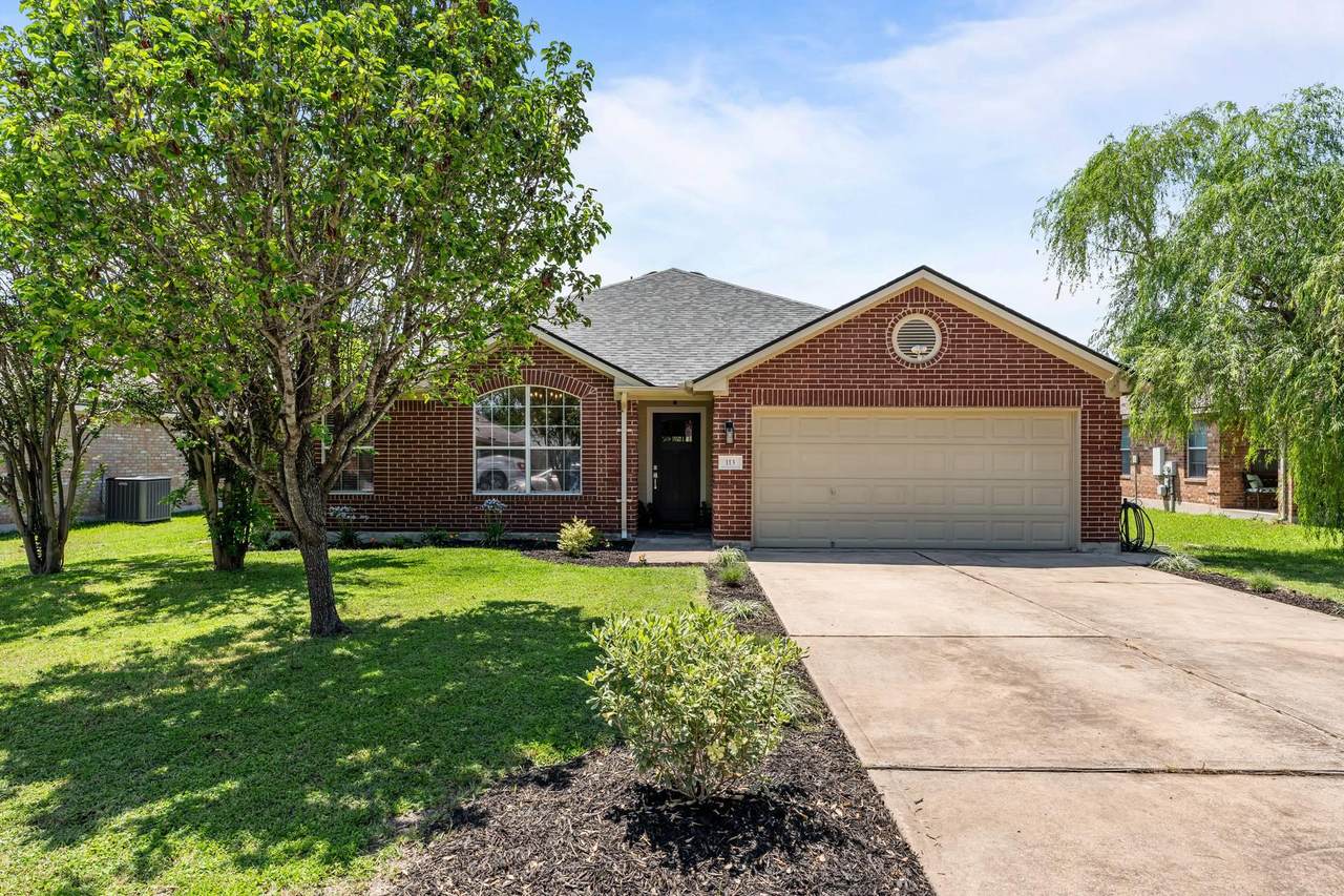 113 Hanstrom Dr - Photo 1