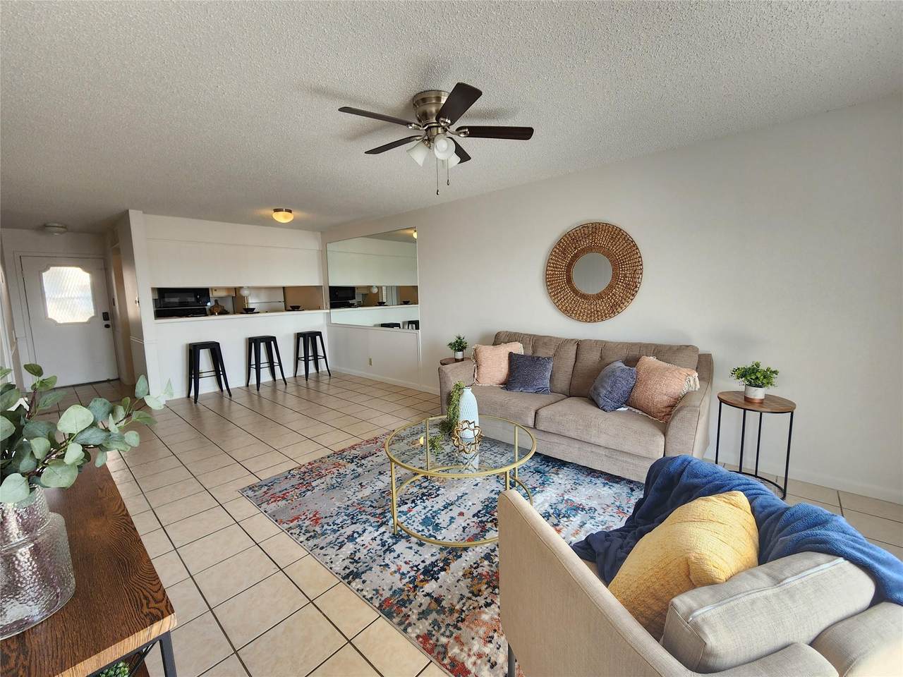 6501 Hill Dr - Photo 1