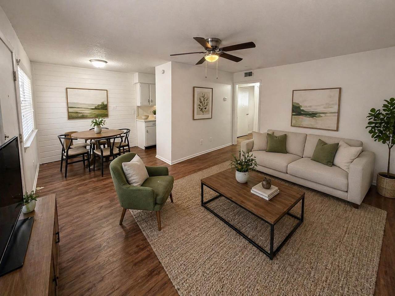 2704 Salado St - Photo 1