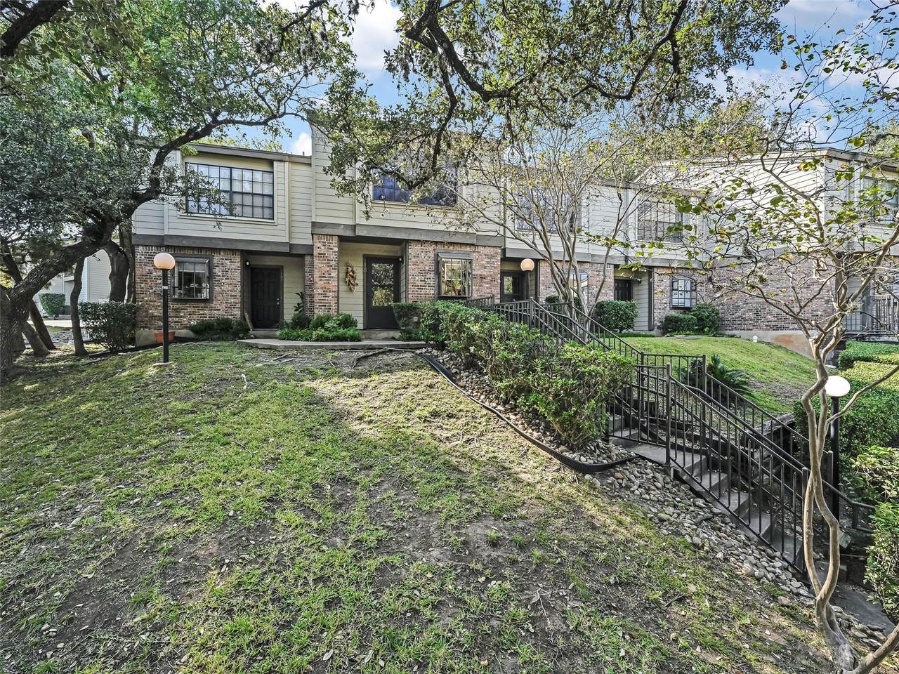 1804 Capital Pkwy - Photo 1