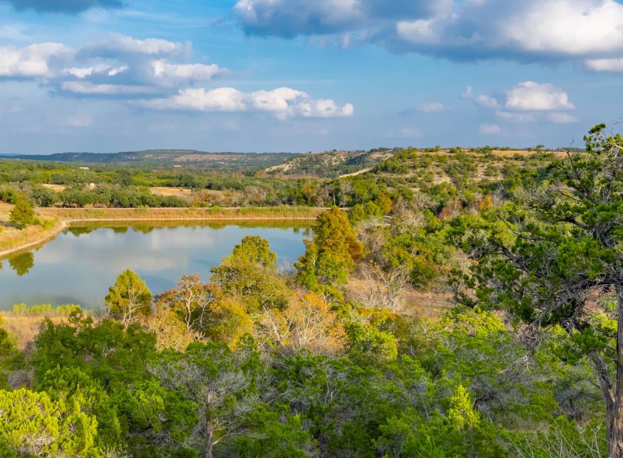 518 Curly H Ranch Rd - Photo 1
