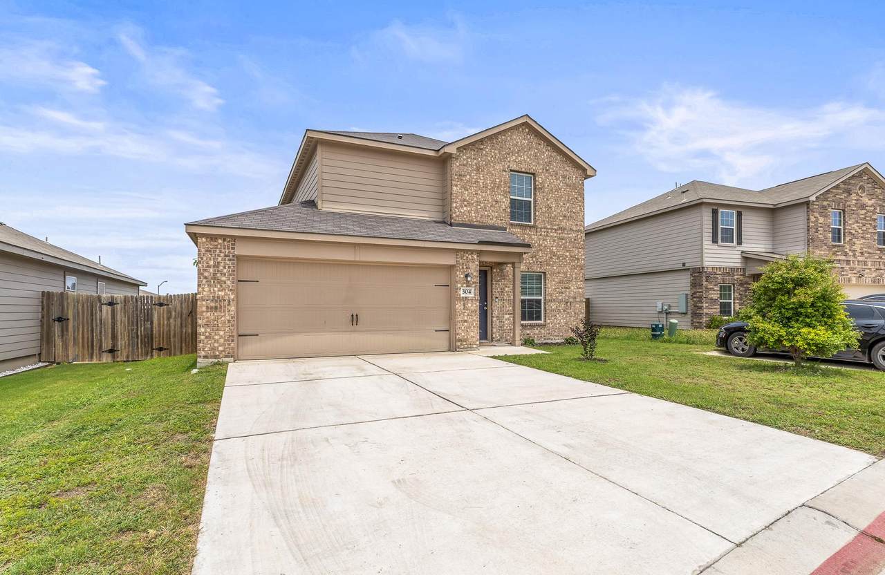 304 Hyacinth Way - Photo 1