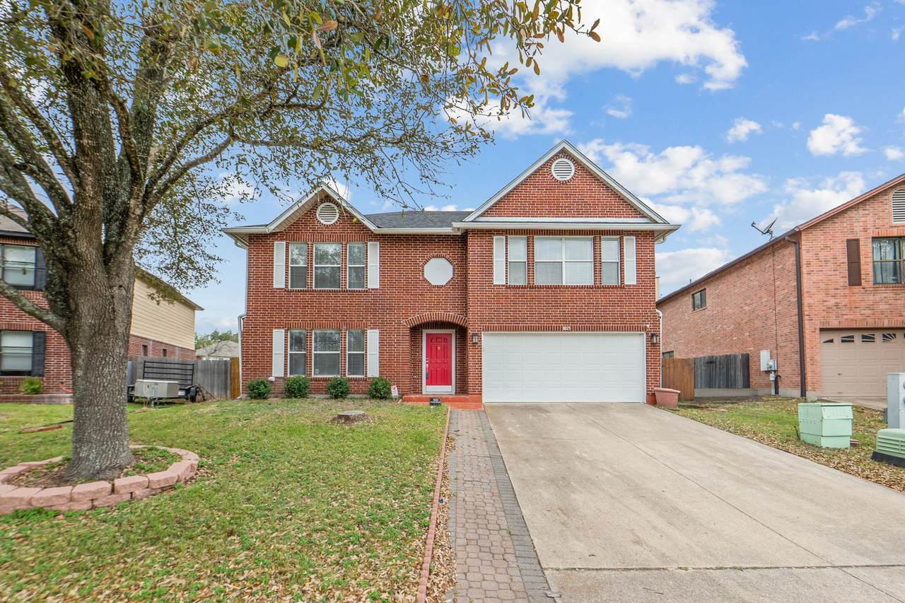 805 Catumet Dr - Photo 1