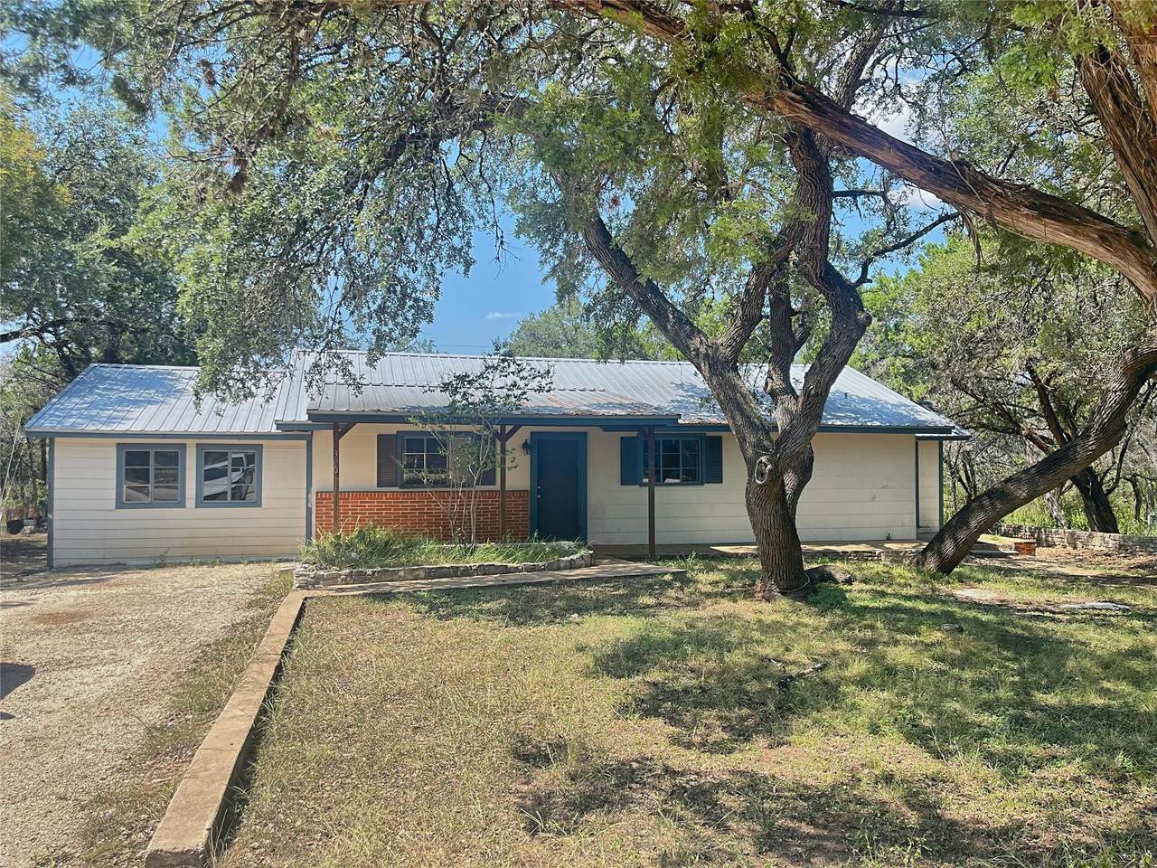 300 Stone Ridge Dr - Photo 1