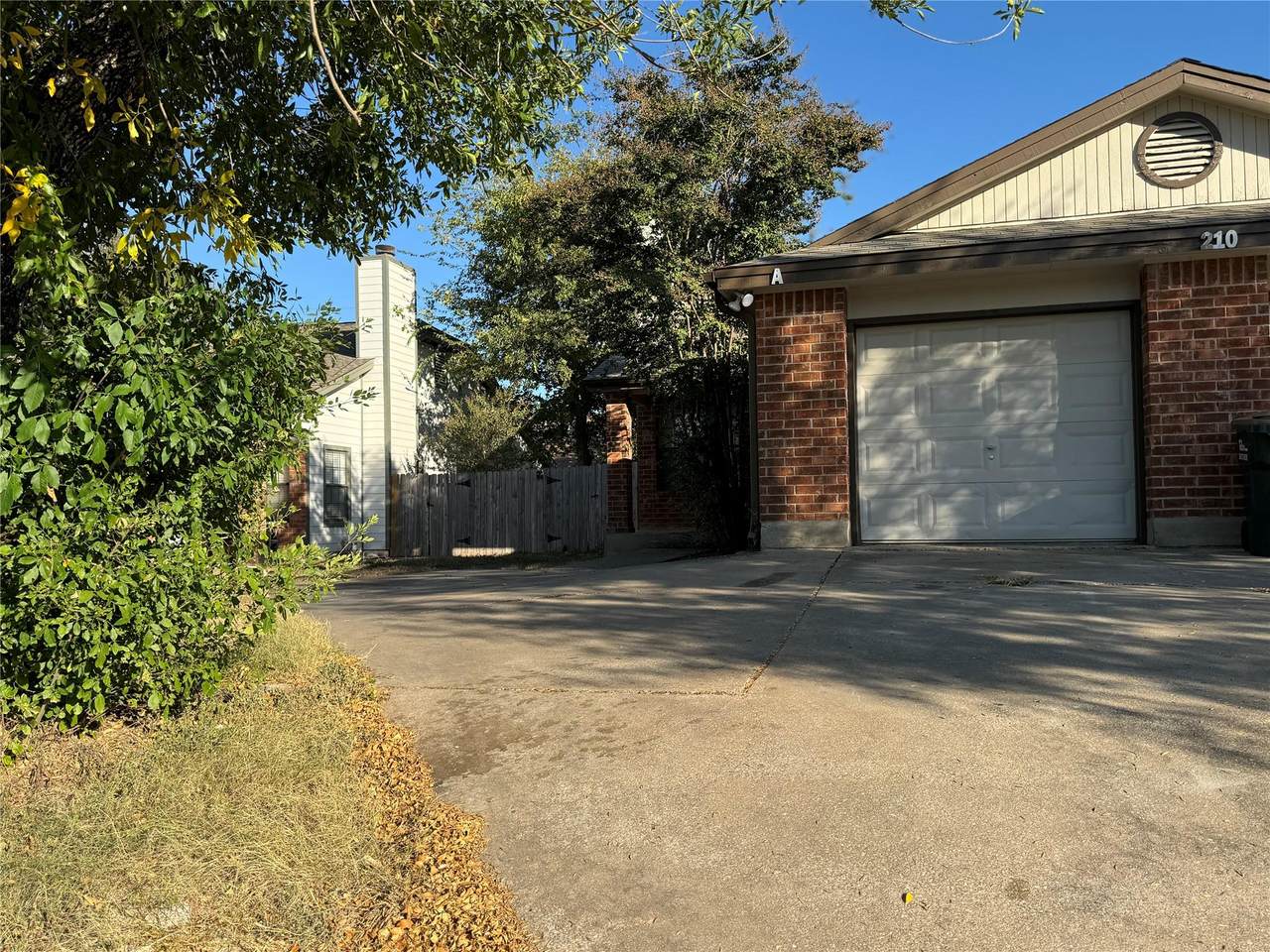 210 Tamara Dr - Photo 1