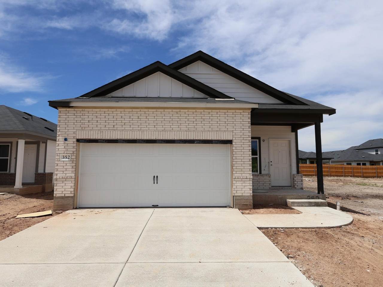 352 Old Stagecoach Rd - Photo 1