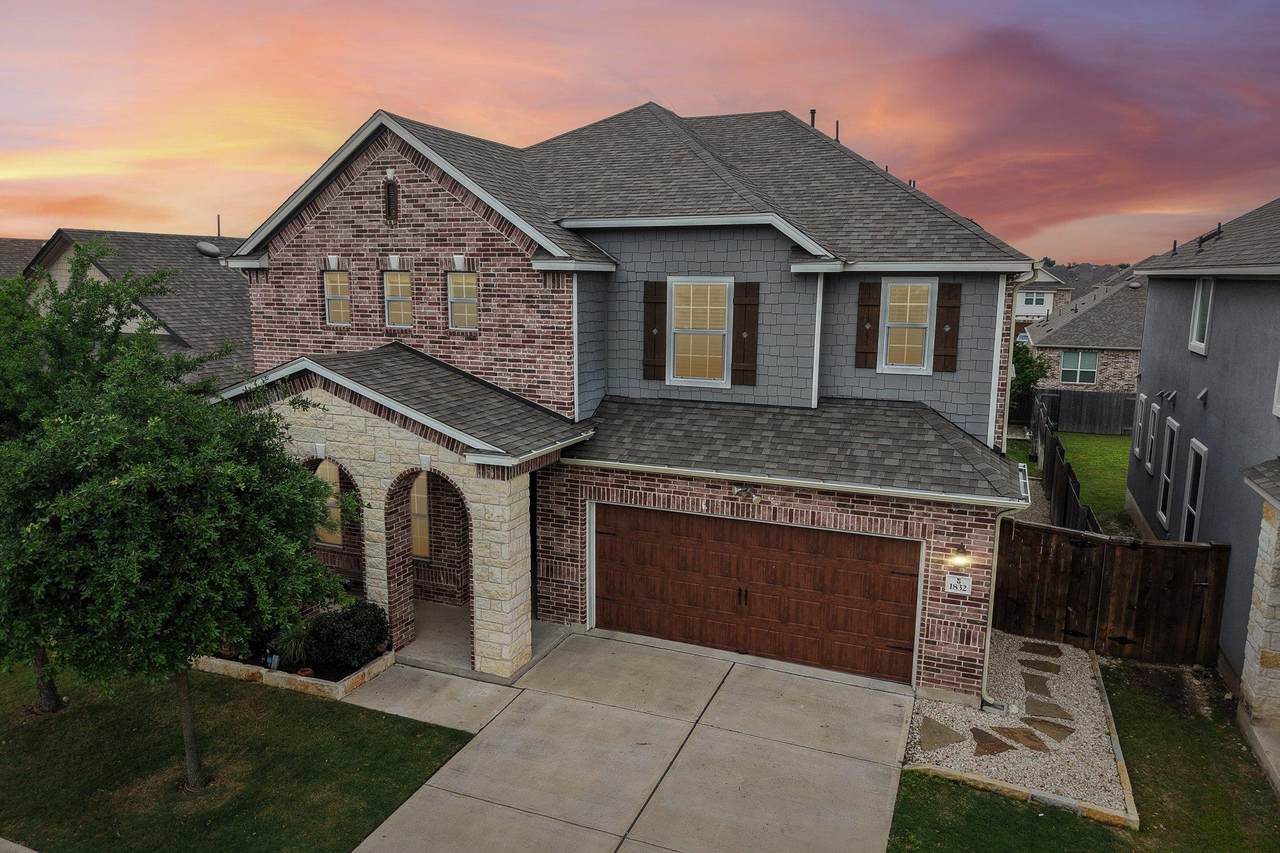 1832 Stinnett Dr - Photo 1