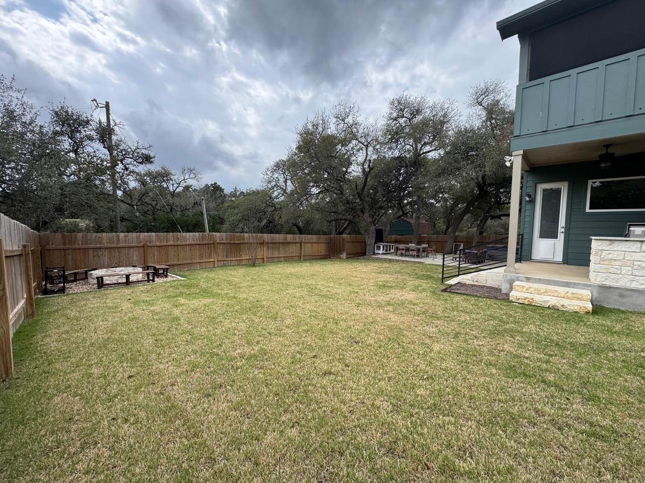 https://bt-photos.global.ssl.fastly.net/austin/orig_boomver_1_3410667-2.jpg