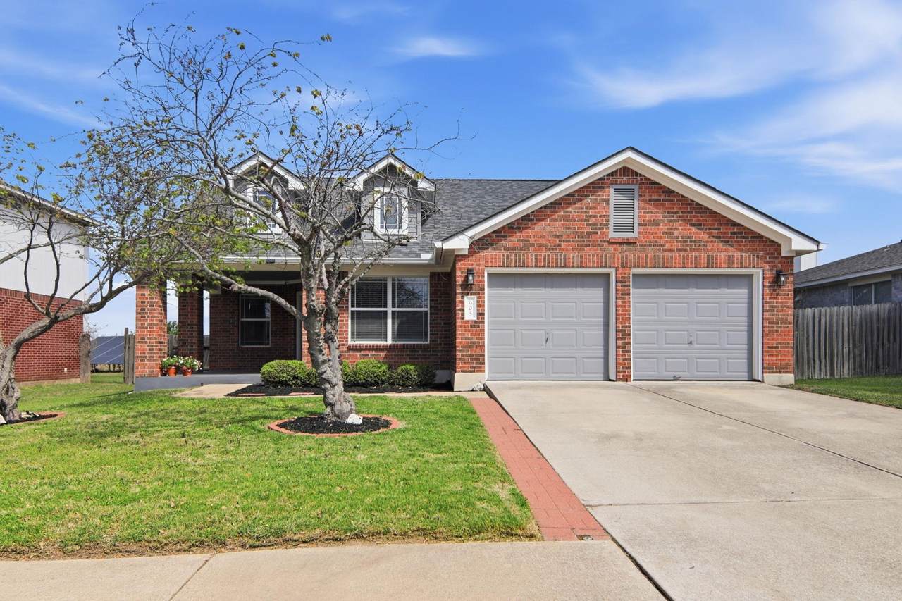 905 Lee Dr - Photo 1