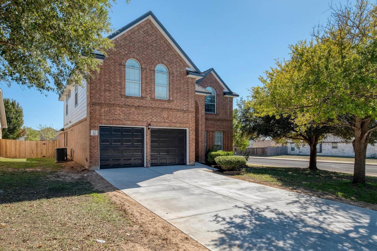 277 Paddington Dr - Photo 1