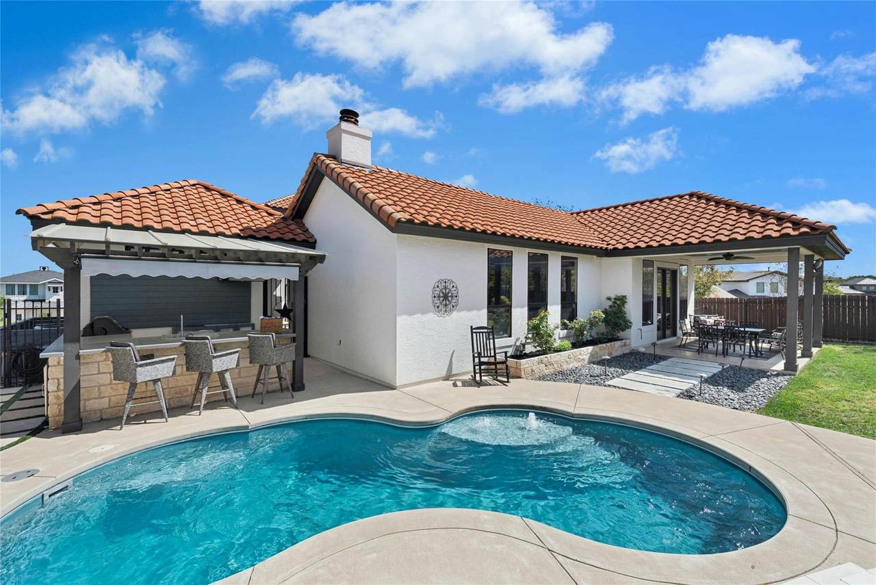 15091 Barrie Dr - Photo 1