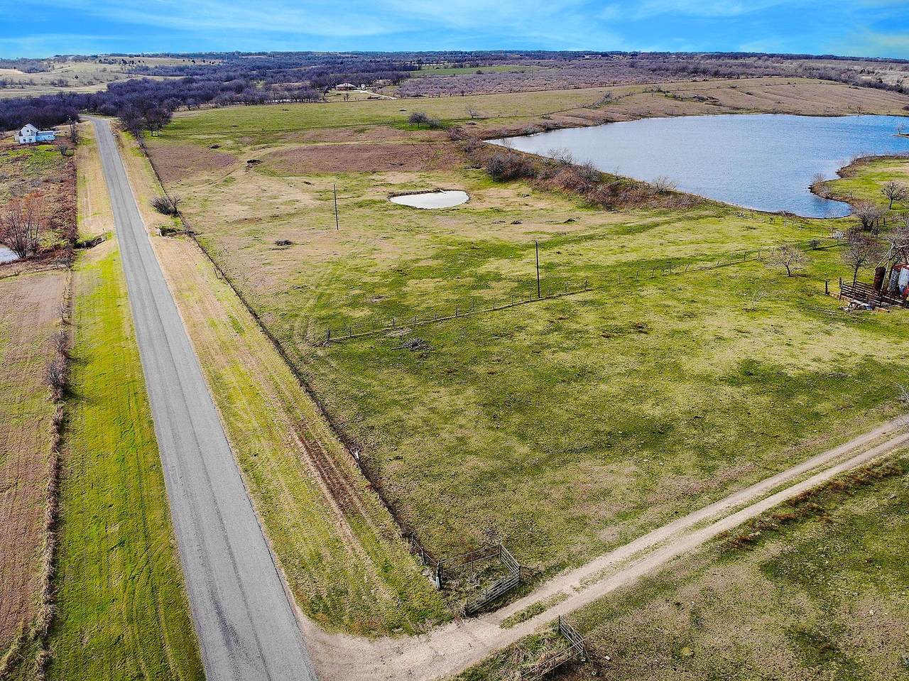 000 County Rd 427 - Photo 1
