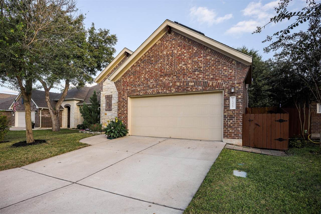 13512 Hymeadow Cir - Photo 1