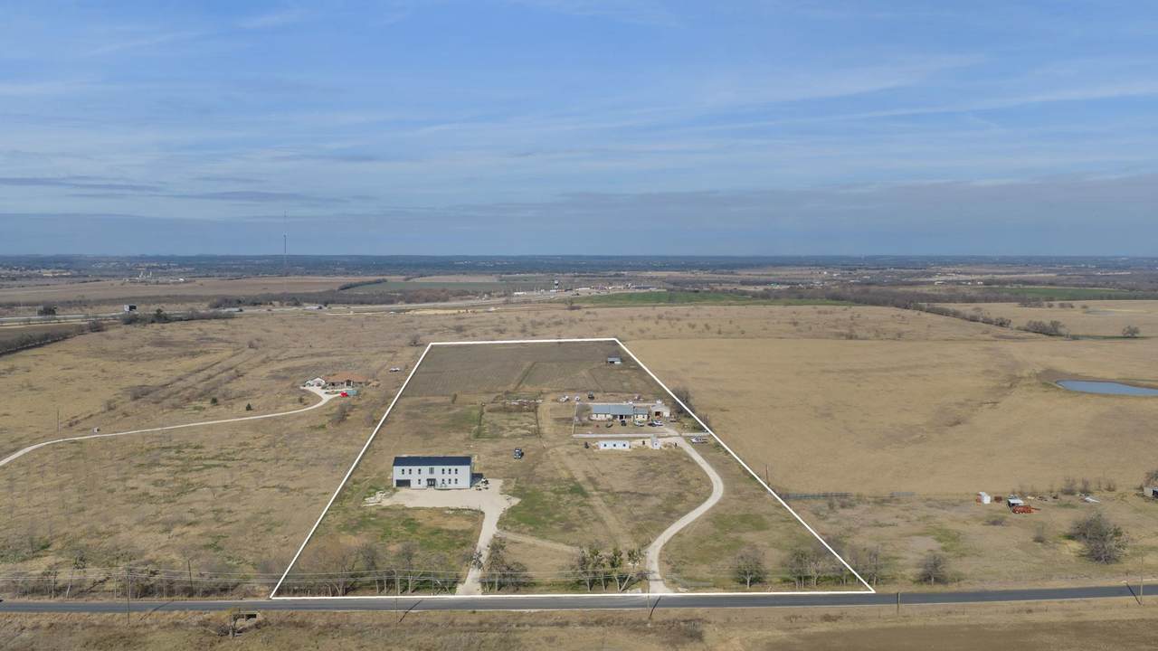 835 County Road 304 - Photo 1