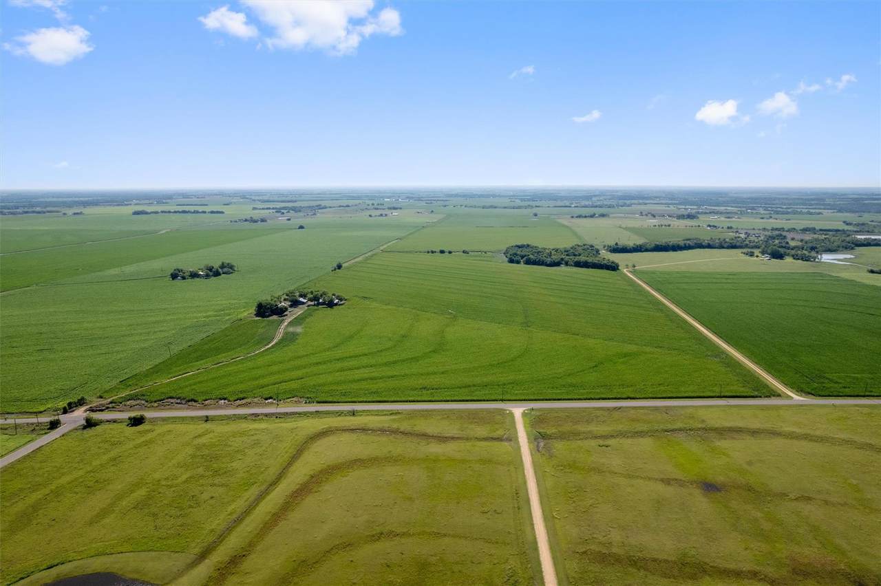 1701 County Road 424 - Photo 1
