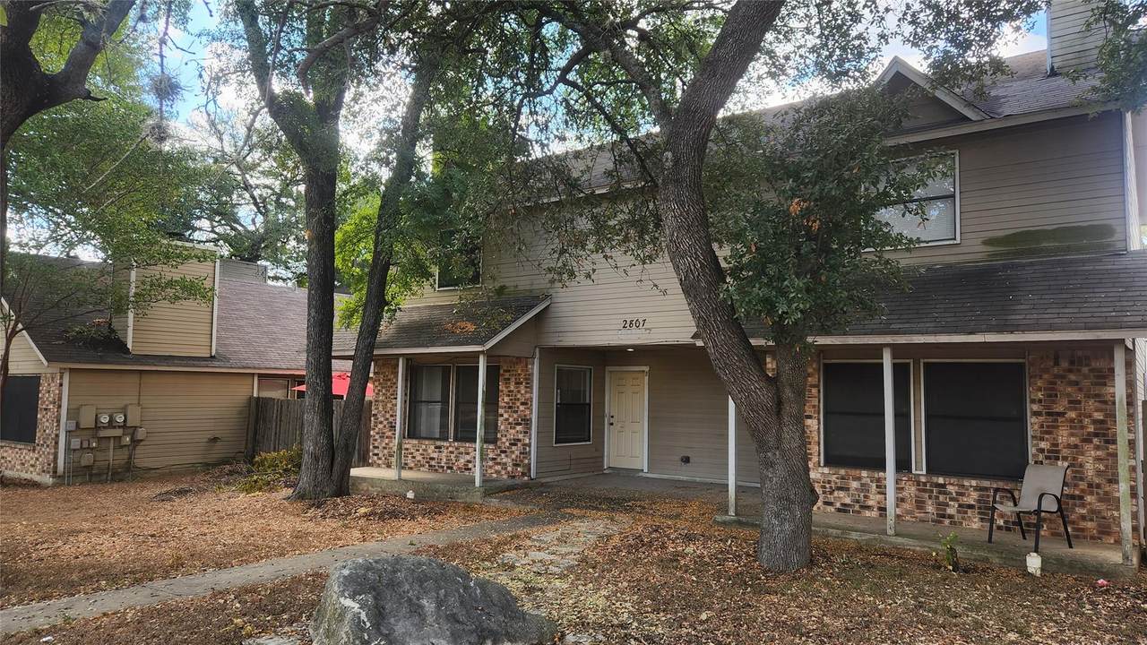 2807 Slaughter Ln - Photo 1
