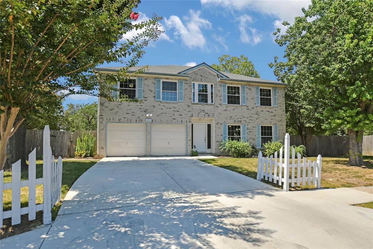 1011 Hayden Way - Photo 1