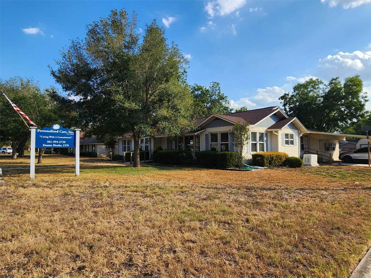 122 N Avenue E Ave - Photo 1