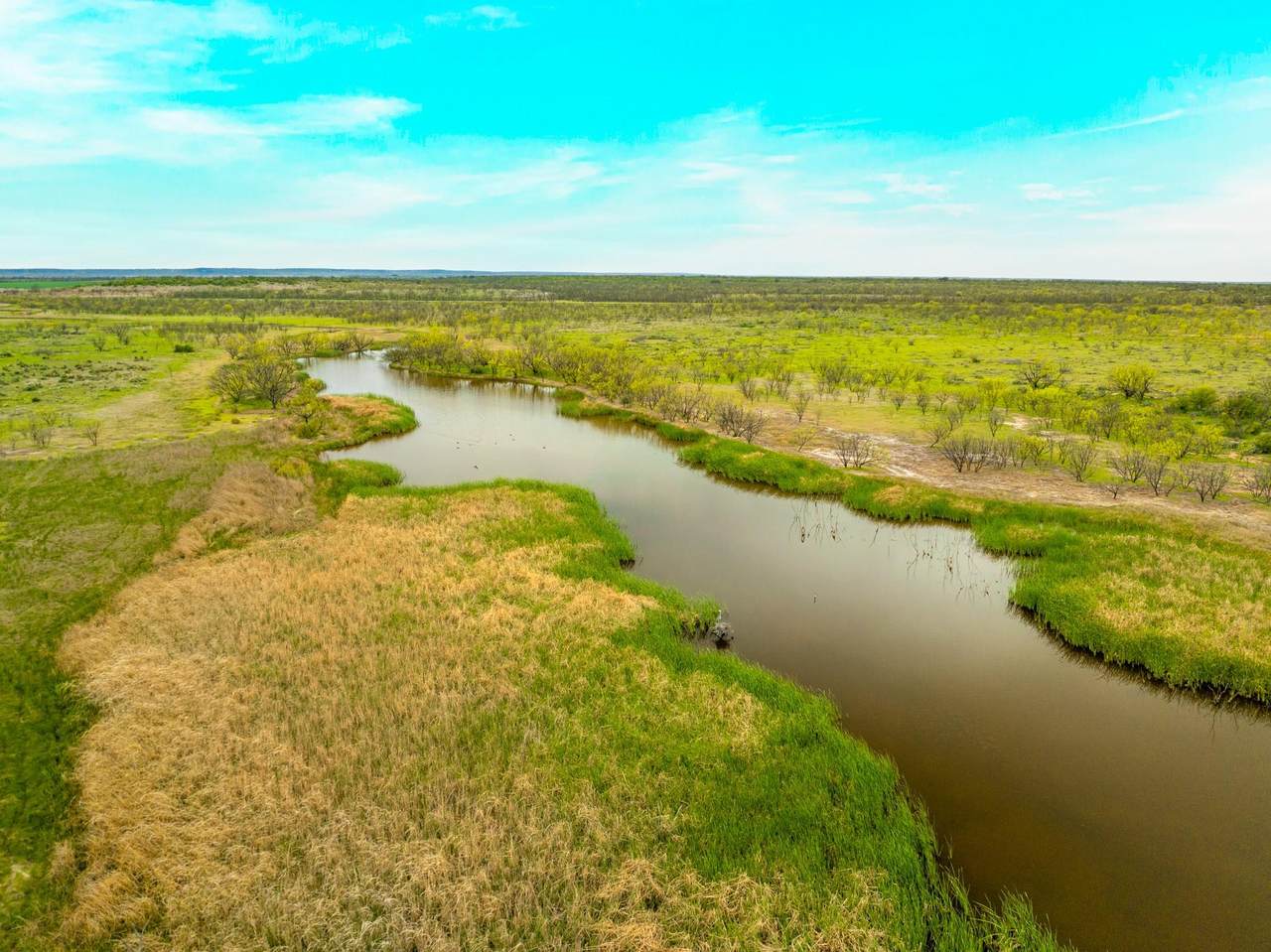 117 Private Road 541 - Photo 1