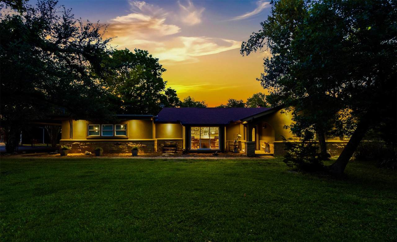 https://bt-photos.global.ssl.fastly.net/austin/1280_boomver_1_3668120-2.jpg