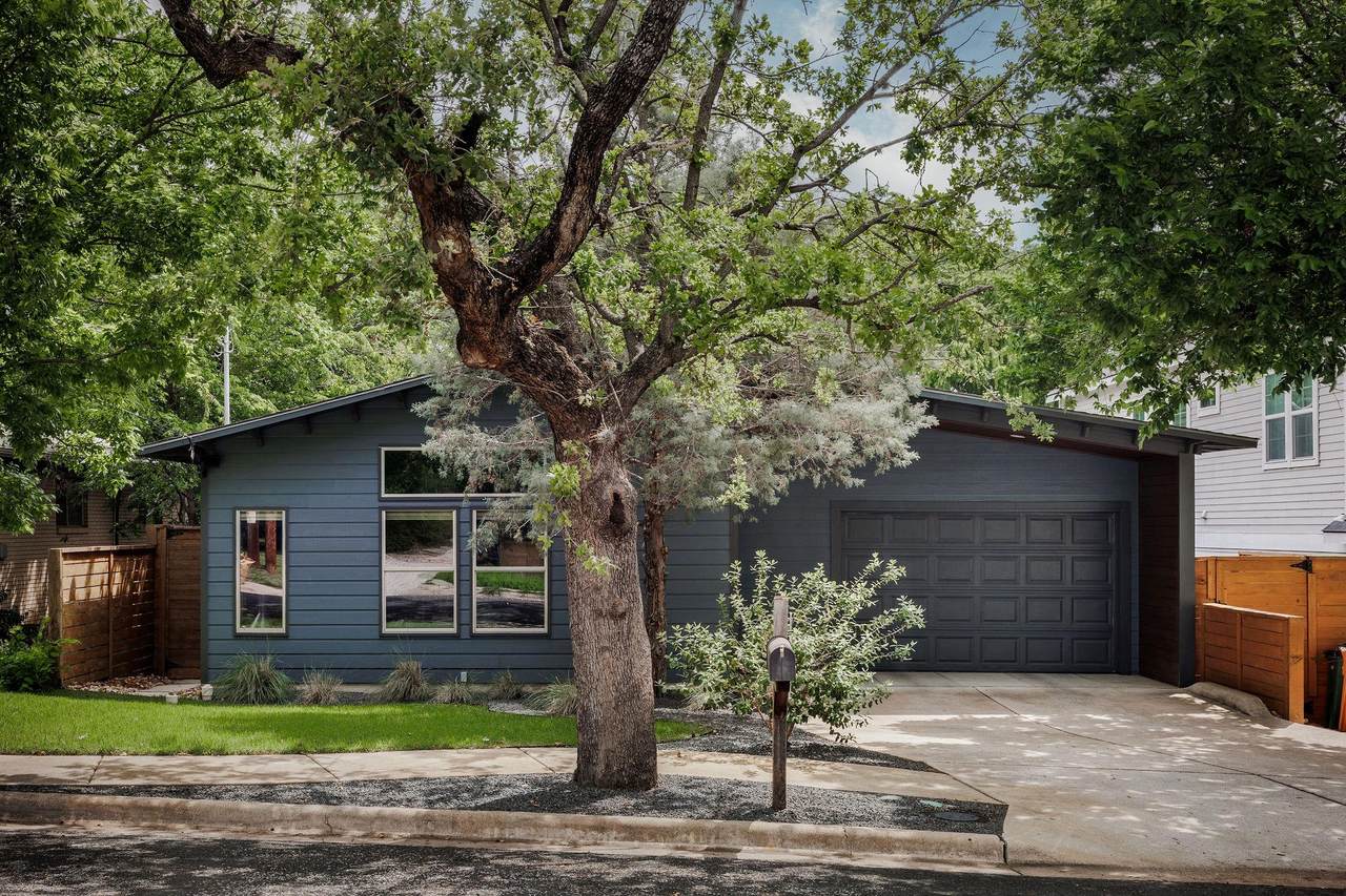 1605 Maple Ave - Photo 1