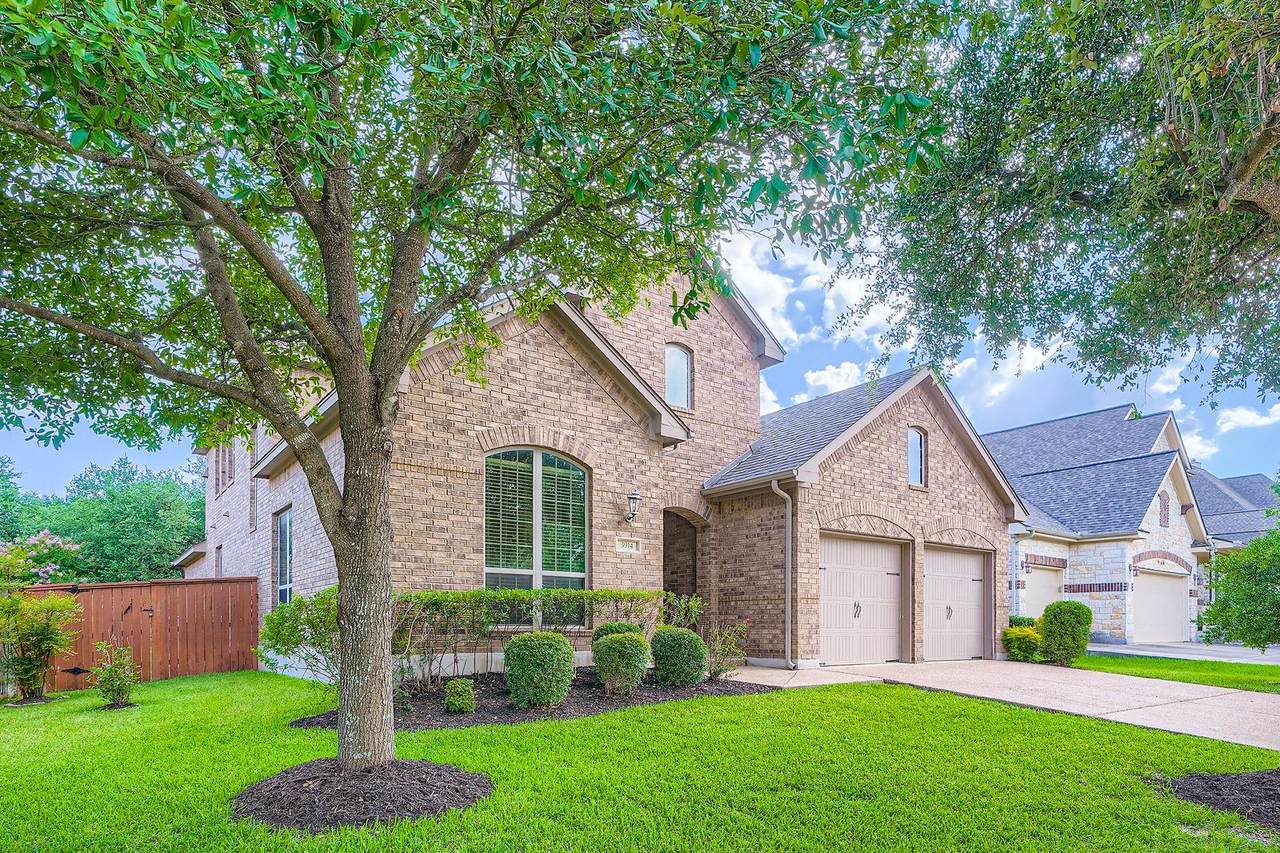 3914 Remington Rd - Photo 1