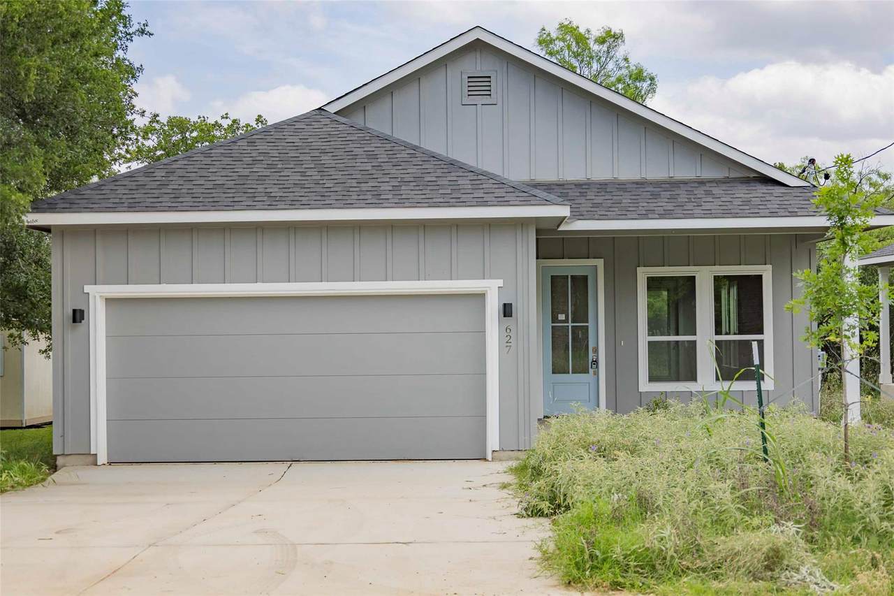 627 Birch Ln - Photo 1