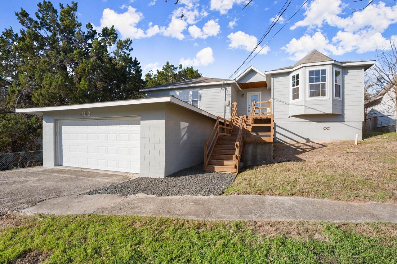 402 Twin Elm Dr - Photo 1