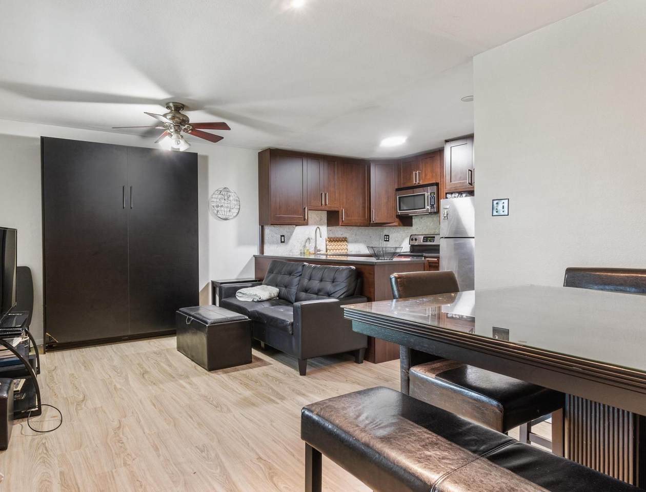 2450 Ashdale Dr - Photo 1