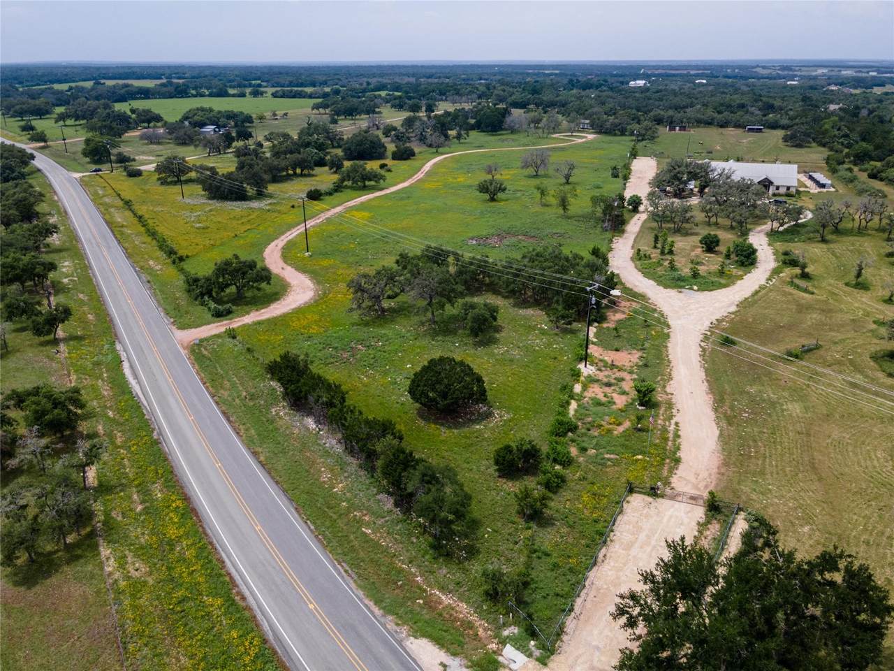 9050 Ranch Road 1869 - Photo 1