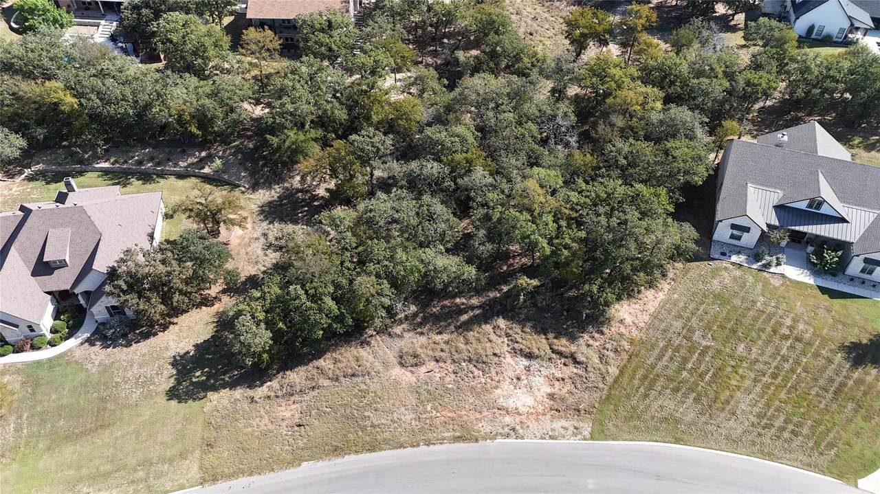 223 Sugar Tree Dr - Photo 1