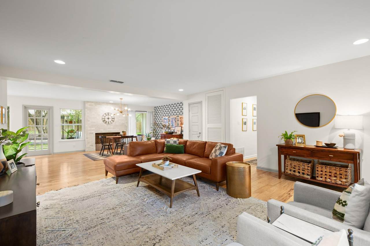 8600 Azalea Trl - Photo 1