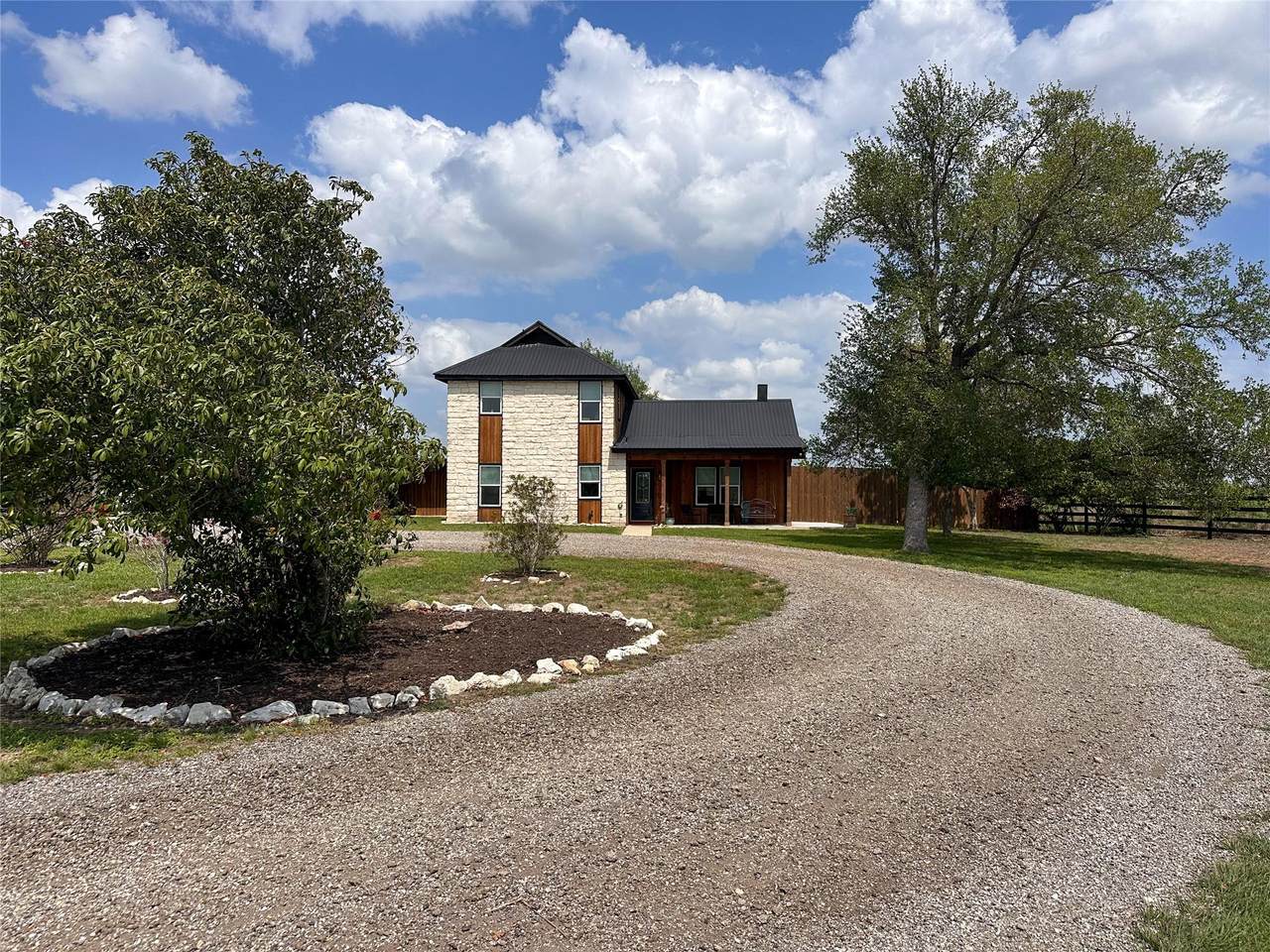 2687 Cotton Gin Rd - Photo 1